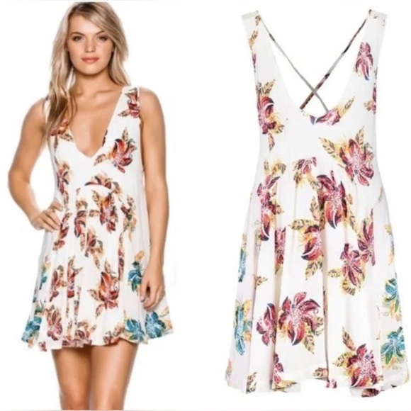 Free People Dresses & Skirts - Free People Multicolor Floral Backless Dress